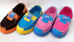 New style children injection canvas shoes

