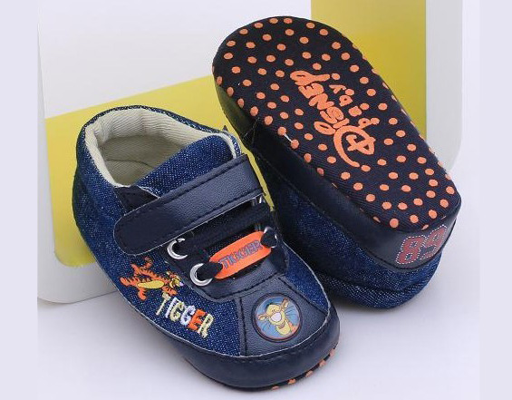 Disney  Baby shoes , cack , infant shoe

