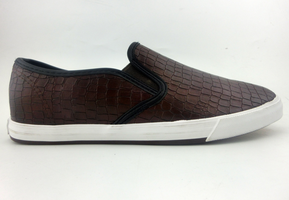 New style Men Slip on  Casual shoes Vulcanized shoes