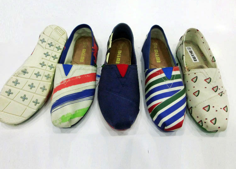 Classics women slip-on loafer shoes casual shoes canvas shoes