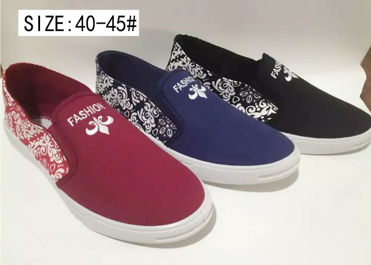 New style Fashion Low price men's slip on injection canvas shoes...