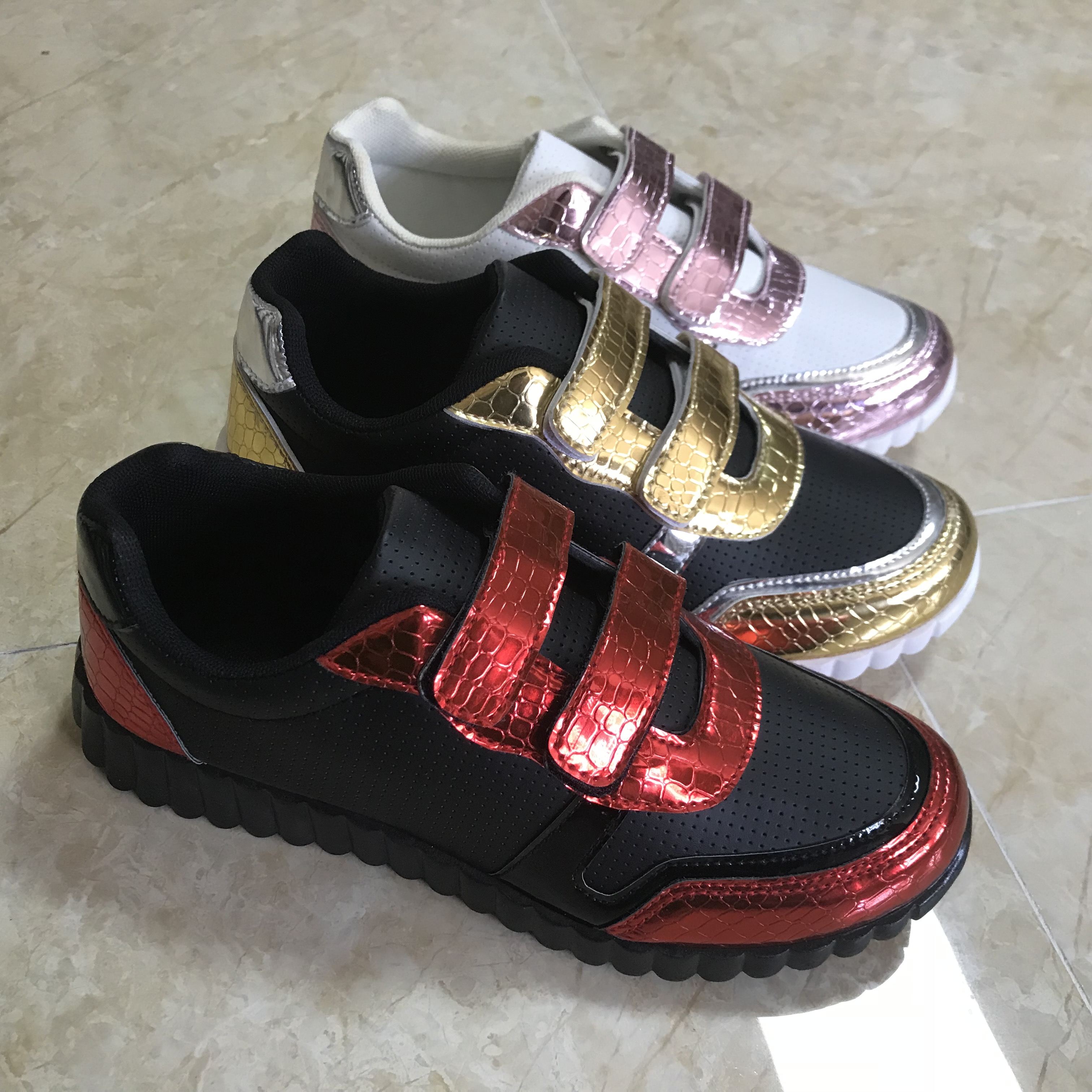 Hot sell injection lady PU casual shoes （YJ0522-2） 1、ITEM...