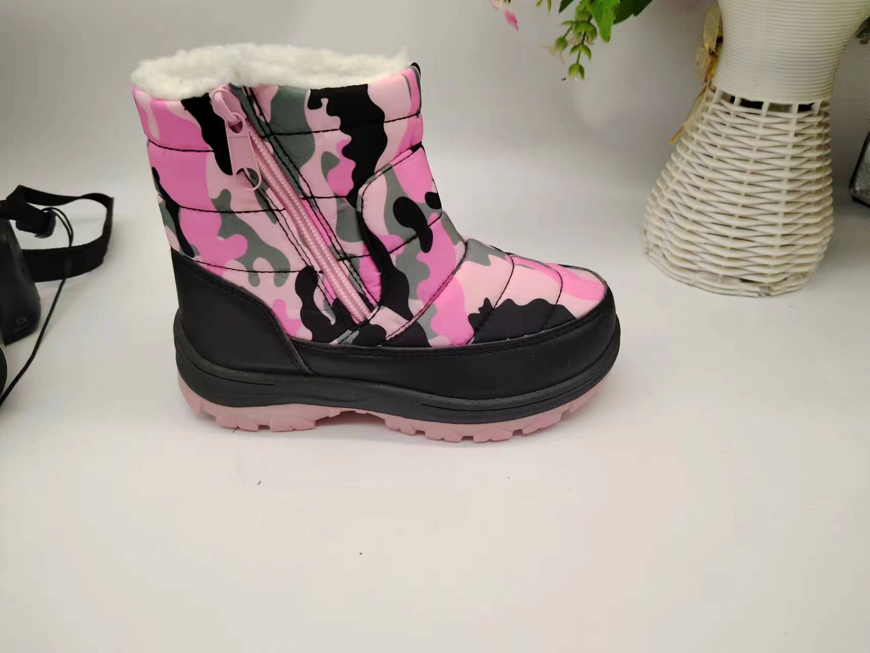 Hot sale PVC sole kids injection warm shoes winter snow boots...