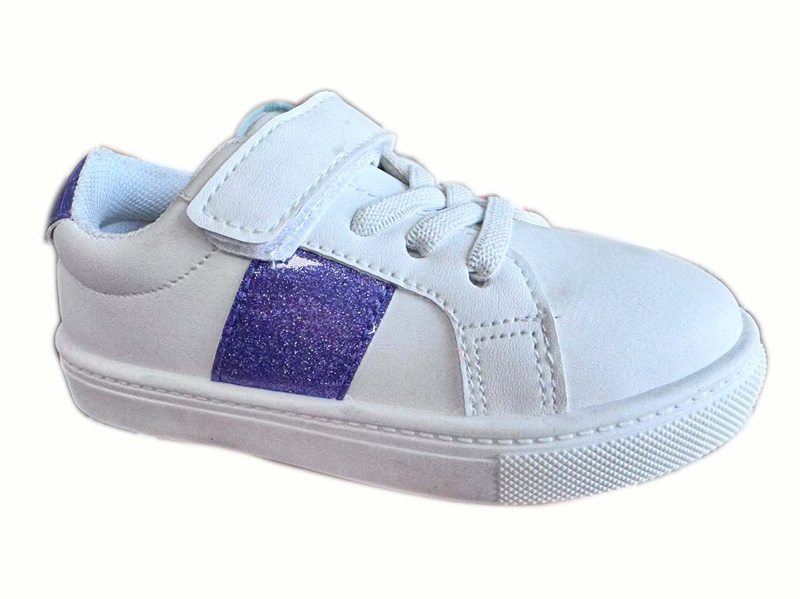 Good quality Custom single strap kids injection sports shoes...