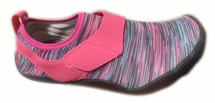 New design Custom injection women slip on sports water shoes...